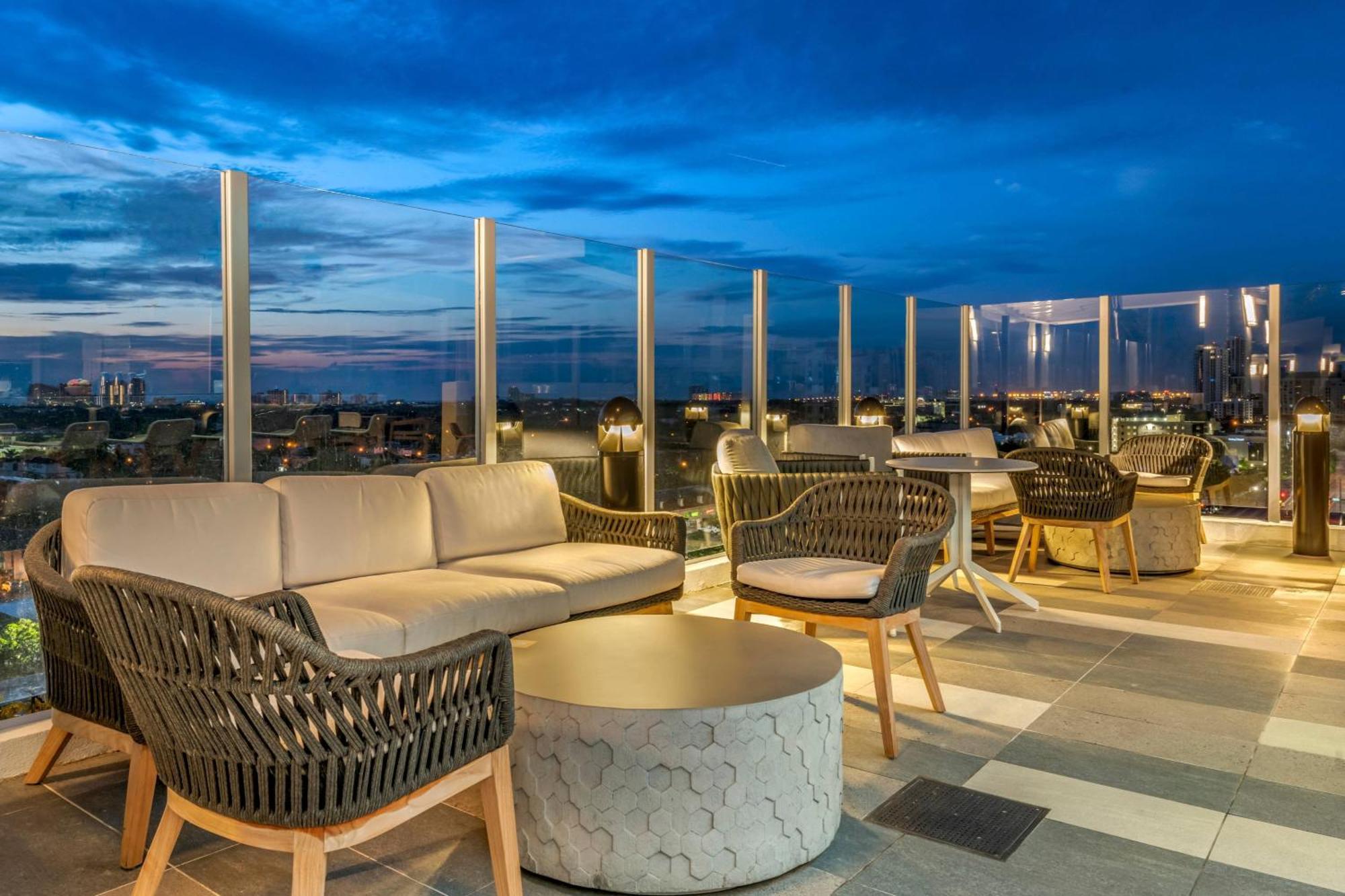 Courtyard By Marriott Fort Lauderdale Downtown מראה חיצוני תמונה